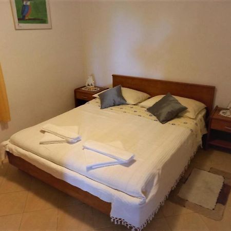 Apartmani Gracijela 카를로바크 외부 사진